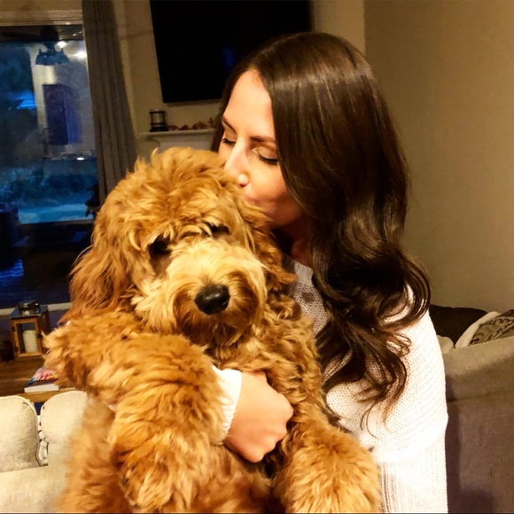 Meet your Posher, Emily - Picture 2 of 6